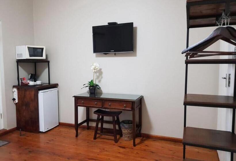 Номер Стандарт, Aloes Guest House 62 On Meintjies