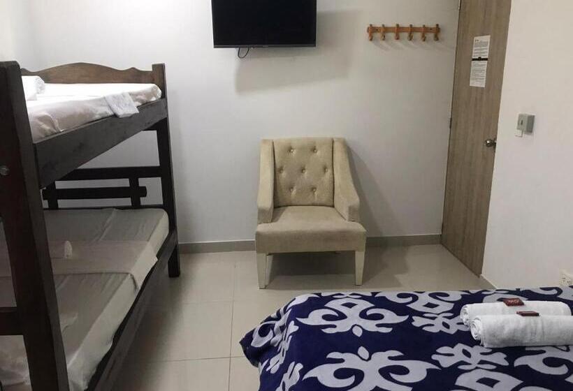Семейный Номер, Hostal Cartagena Sun
