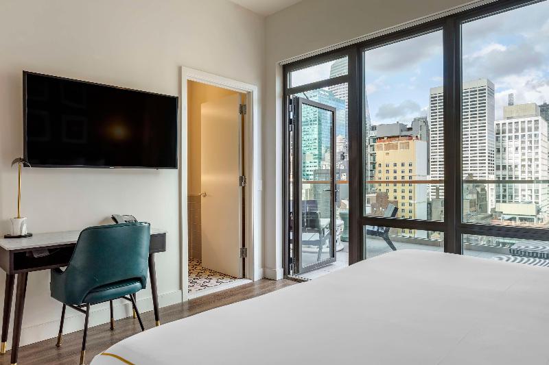 스탠다드 룸 킹사이즈 침대, The Draper New York, Tapestry Collection By Hilton