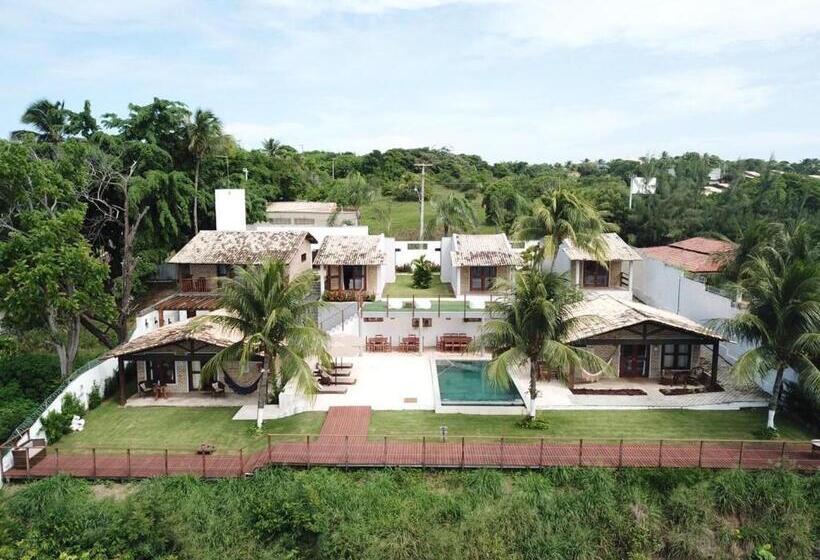 이코노미 룸, Qavi   Lagoa View