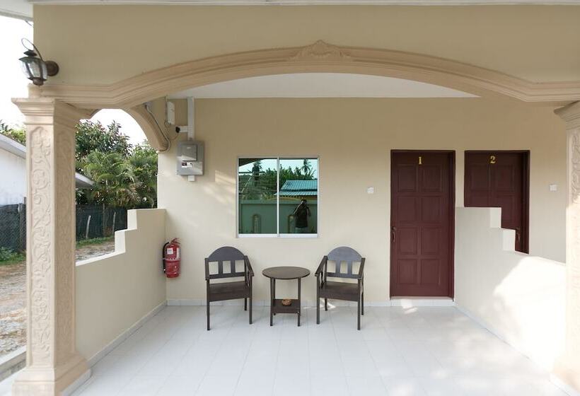اتاق استاندارد با تراس, Sri Melor Inn