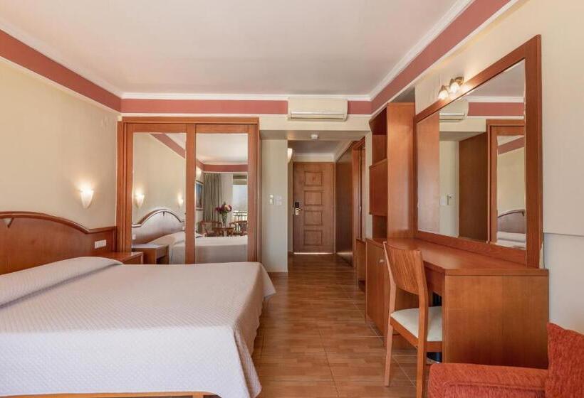 Семейный Номер, Hydramis Palace Beach Resort