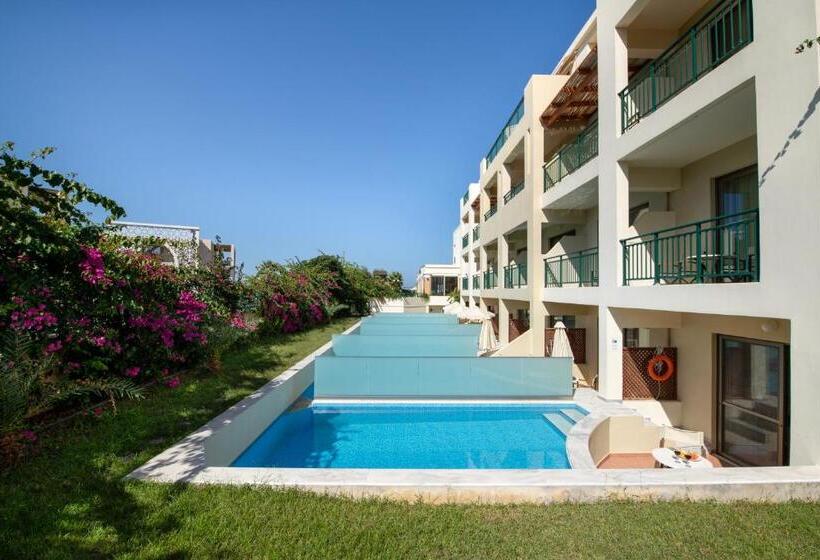 Номер Superior, Hydramis Palace Beach Resort