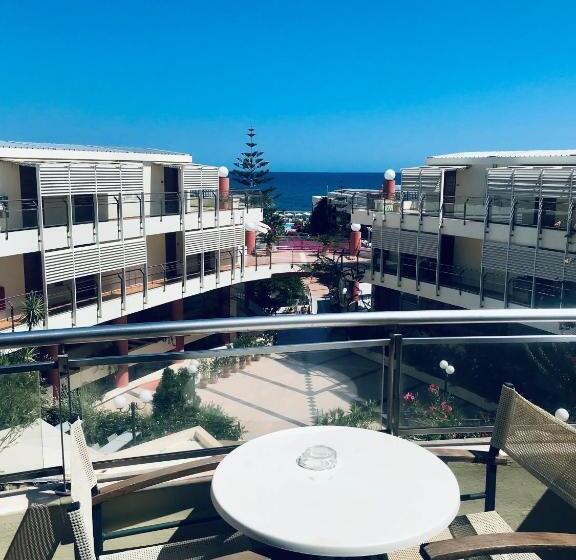 Номер Deluxe с Гидромассажем, Hydramis Palace Beach Resort