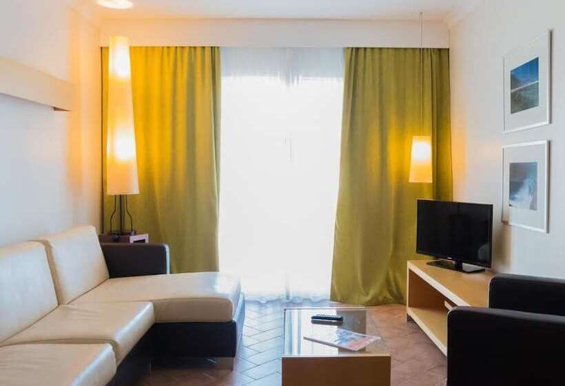 Апартаменты 1 Спальня Боковой Вид на Море, Pontalaia Apartamentos Turisticos