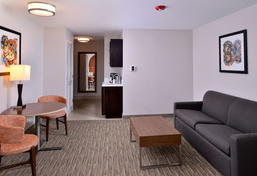 Люкс Адаптированный для Инвалидов, Holiday Inn Express Hotel & Suites Arcata/eureka Airport Area, An Ihg