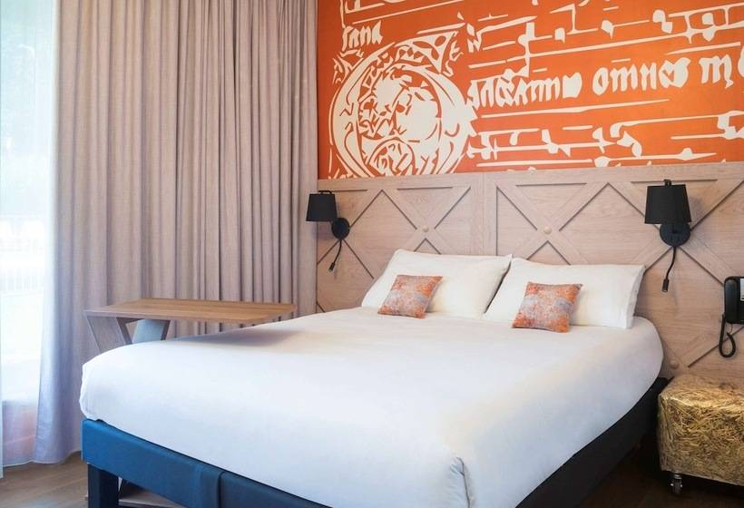 스탠다드 룸 더블 침대, Ibis Styles Carcassonne La Cité