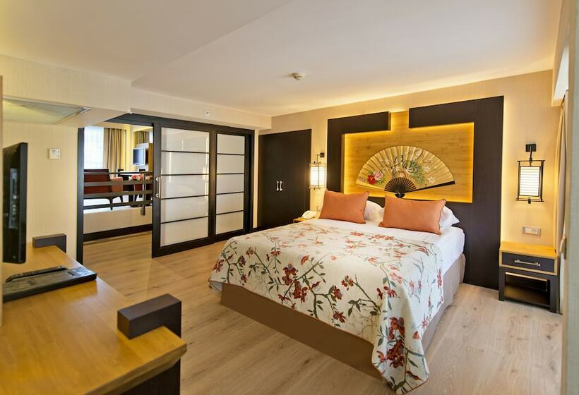 디럭스 자쿠지룸, Limak Lara Deluxe Hotel & Resort Antalya