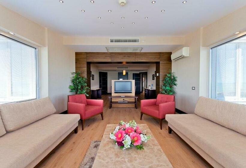 바다전망 스위트 (자쿠지), Limak Lara Deluxe Hotel & Resort Antalya