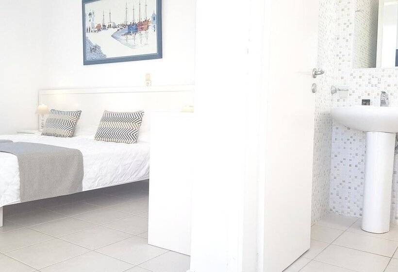 Классический Номер, Nauma Paros Design Boutique