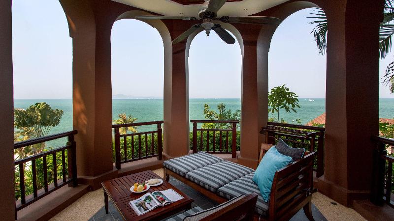 Клубный полулюкс с видом на море, Intercontinental Pattaya Resort, An Ihg