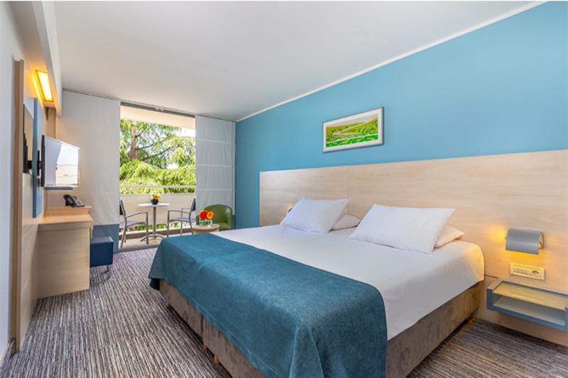 Habitación Superior con Balcón, Valamar Diamant