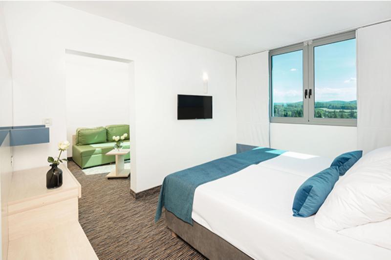 Полулюкс, Valamar Diamant