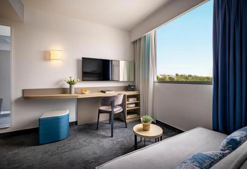 Junior Suite Vista Jardín, Valamar Diamant
