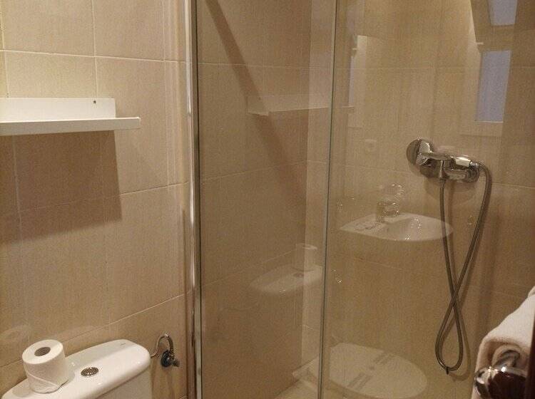 スタンダードルーム, Hostal San Cayetano