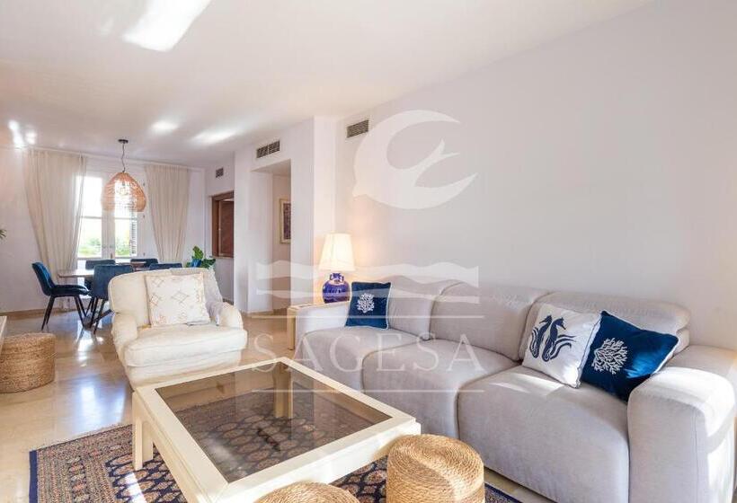 Superior 2-bedroom flat with sea view, Jardines De Las Golondrinas