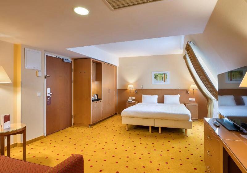 家庭间, Quality Hotel Vienna