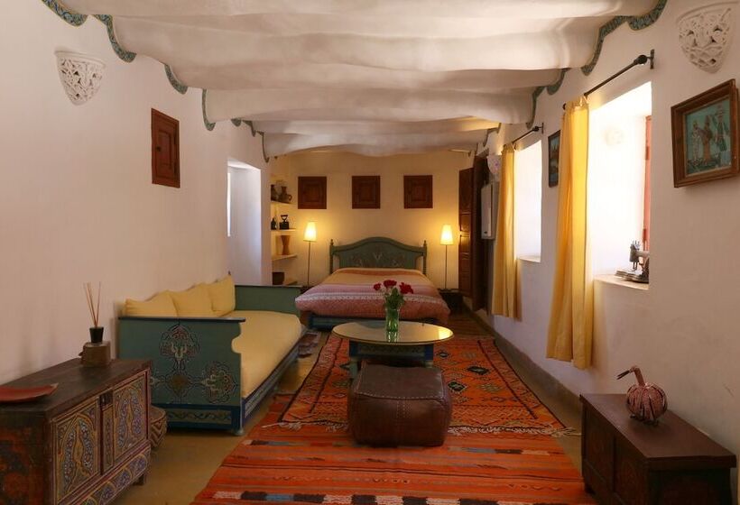 Habitación Superior, Ryad El Borj