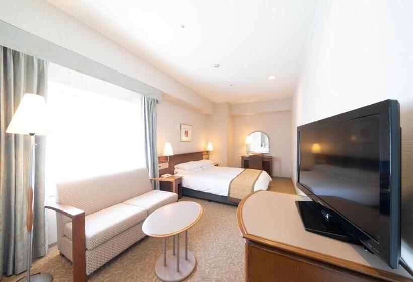 Номер Стандарт, Terrace The Square Hitachi