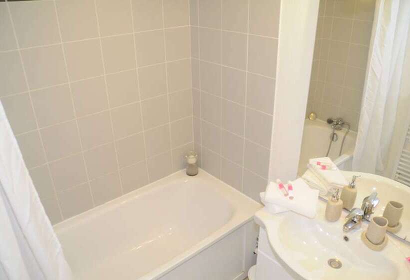 带1个卧室的公寓, Nemea Appart Hotel Green Side Biot Sophia Antipolis