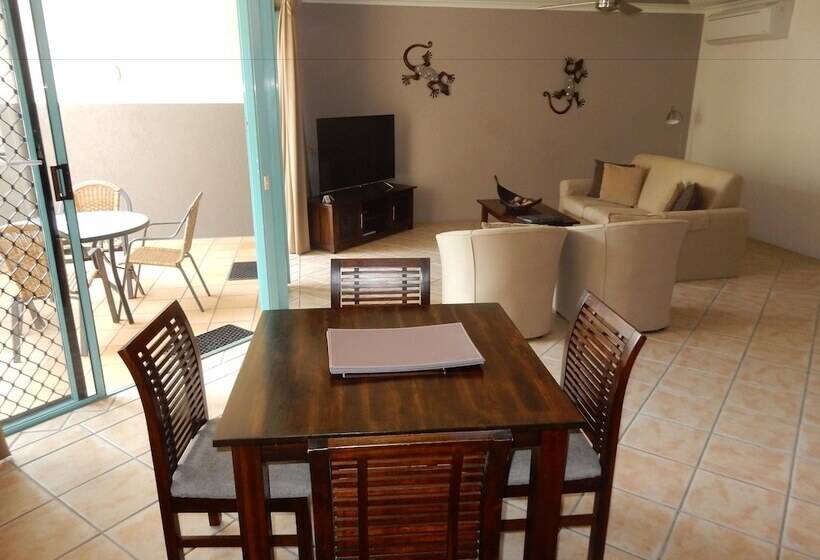 Апартаменты 1 Спальня, Coral Sands Beachfront Resort
