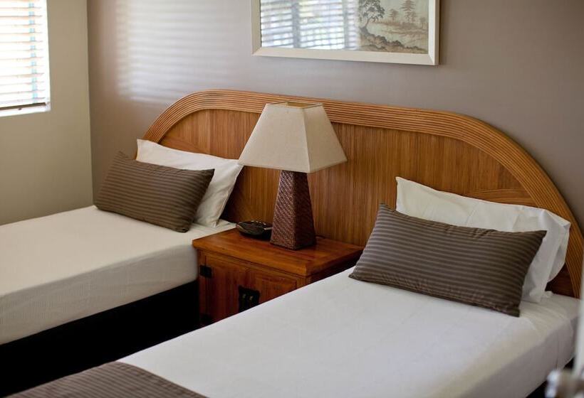 Апартаменты 2 Спальни, Coral Sands Beachfront Resort