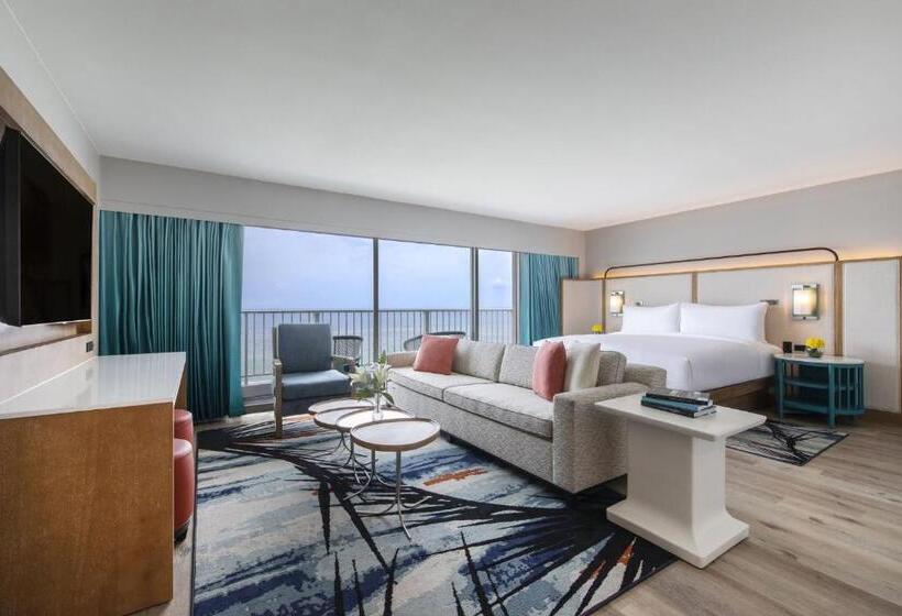 سوییت, Crowne Plaza Resort Guam