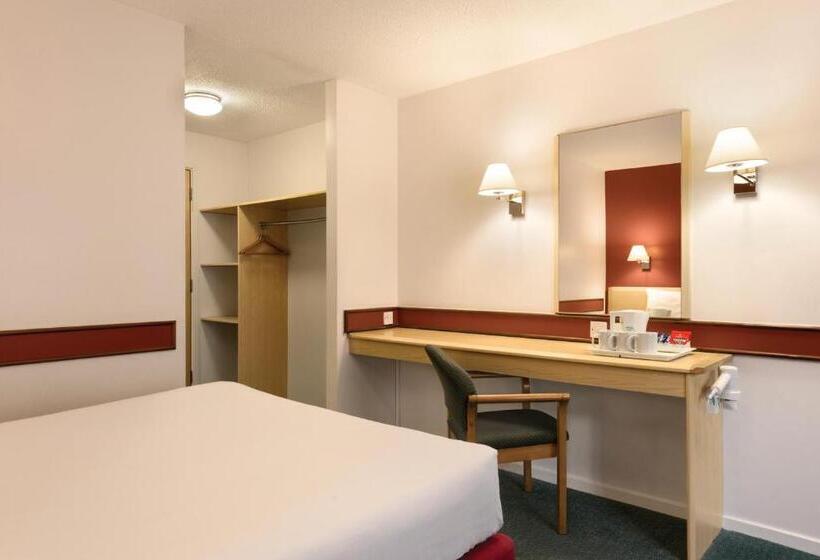 اتاق خانوادگی, Days Inn Hotel Bradford   Leeds