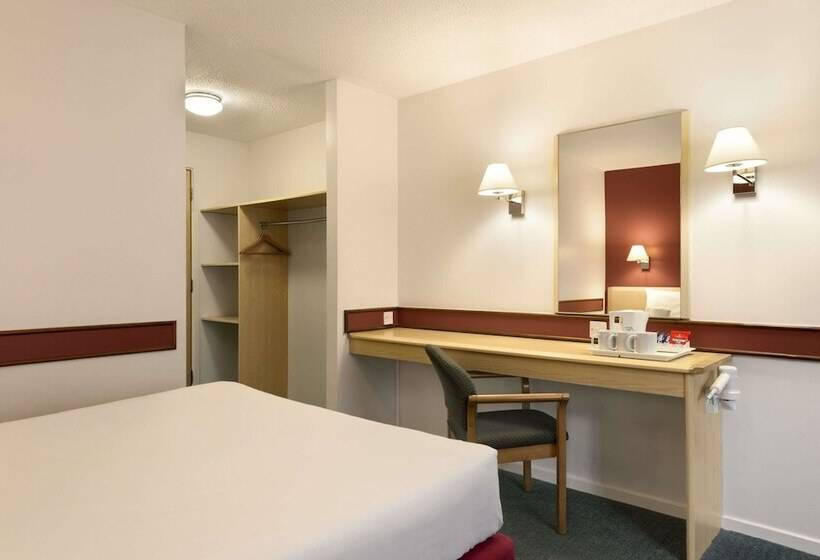 اتاق خانوادگی, Days Inn Hotel Bradford   Leeds