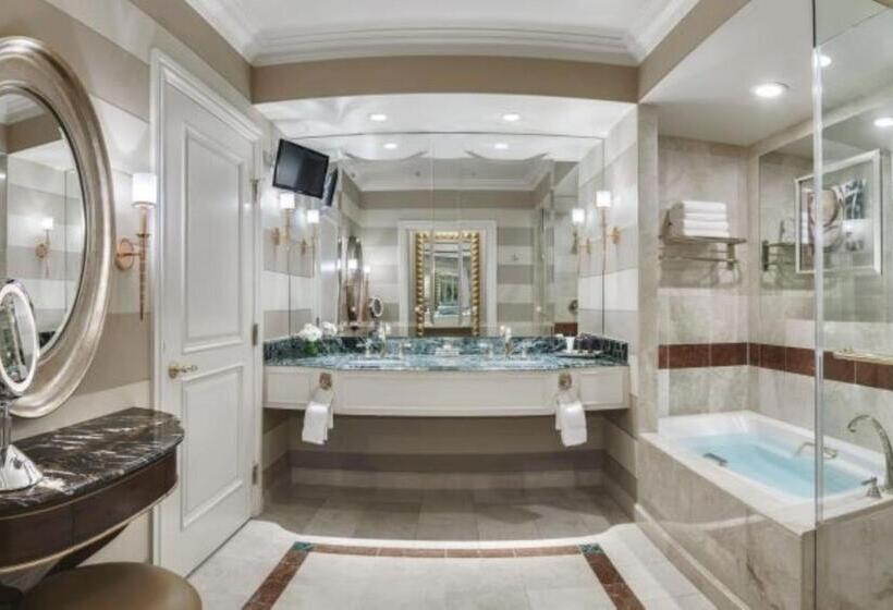 Deluxe Suite King Bed, The Venetian Resort Las Vegas
