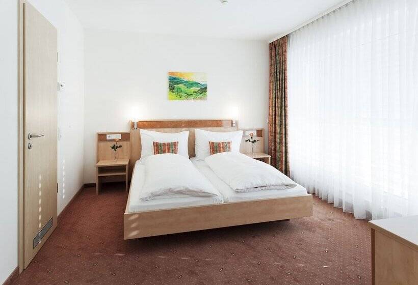 Номер Комфорт, Zeller S Quartier