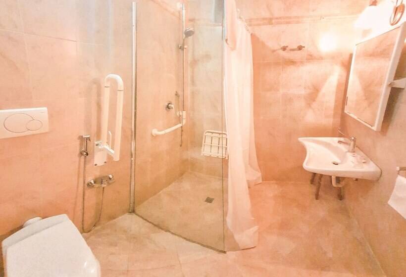 Номер Стандарт, Bellavista Hotel & Osteria