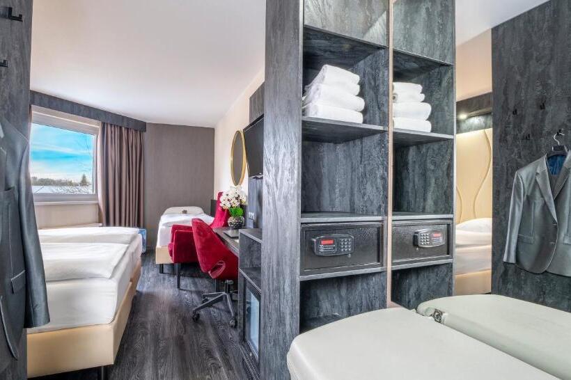 Номер Стандарт Трехместный, Plaza Inn Mühldorf