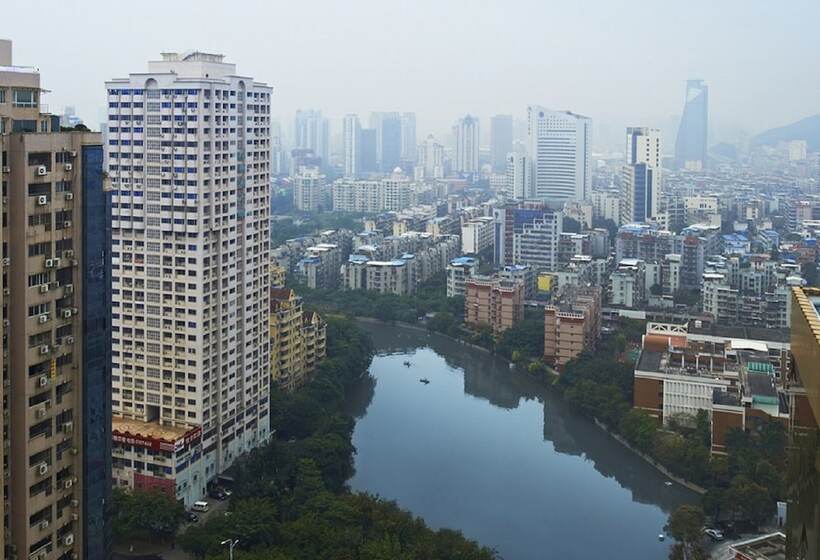 Номер Клуб, Sheraton Xiamen