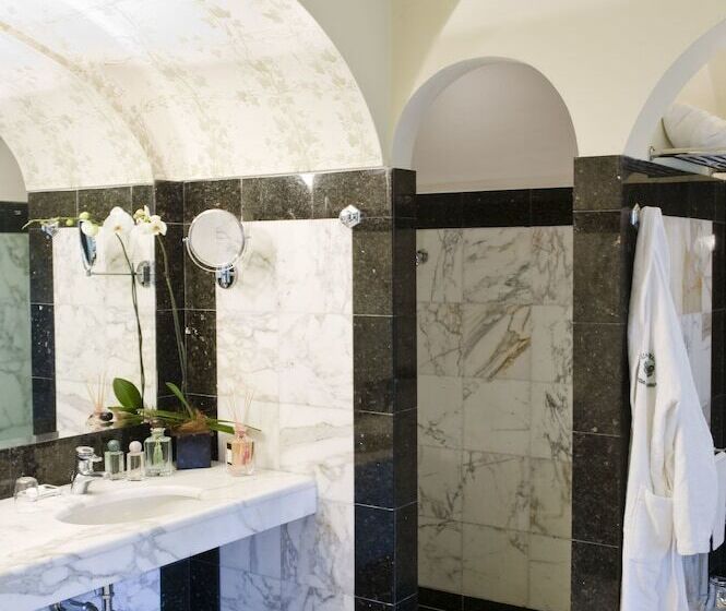 غرفة ديلوكس, L'albereta Relais & Chateaux
