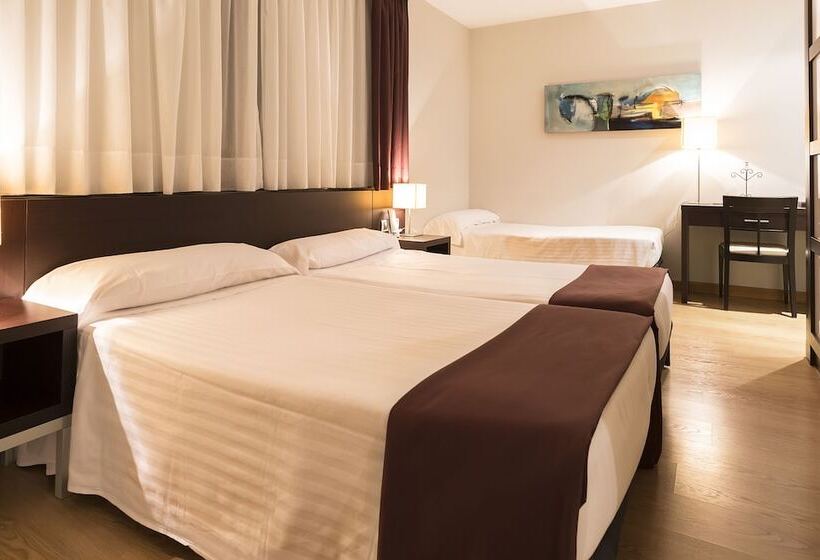 4인용 스탠다드 룸, Plazaola