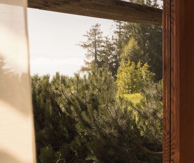 سوییت, Vigilius Mountain Resort