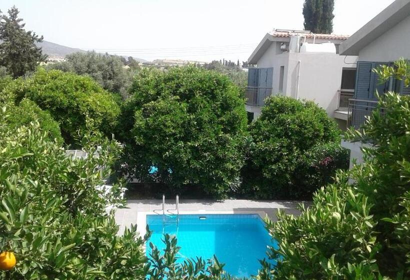 Вилла 2 Спальни, Natura Beach Hotel And Villas