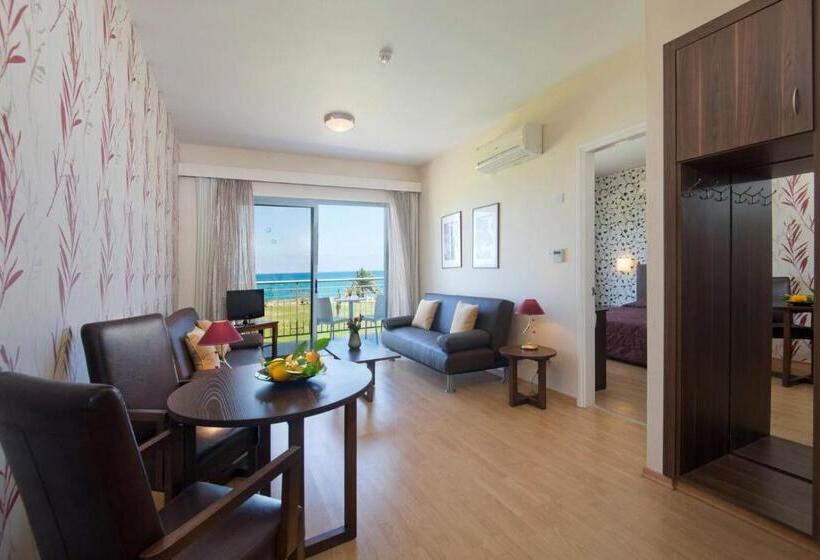 Люкс Вид на Море, Natura Beach Hotel And Villas