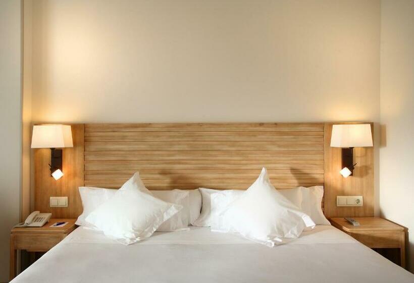 带露台的高档房间, Barcelo Punta Umbria Beach Resort