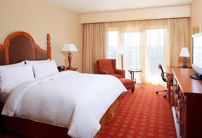 Номер Стандарт, Renaissance Shoals Resort And Spa