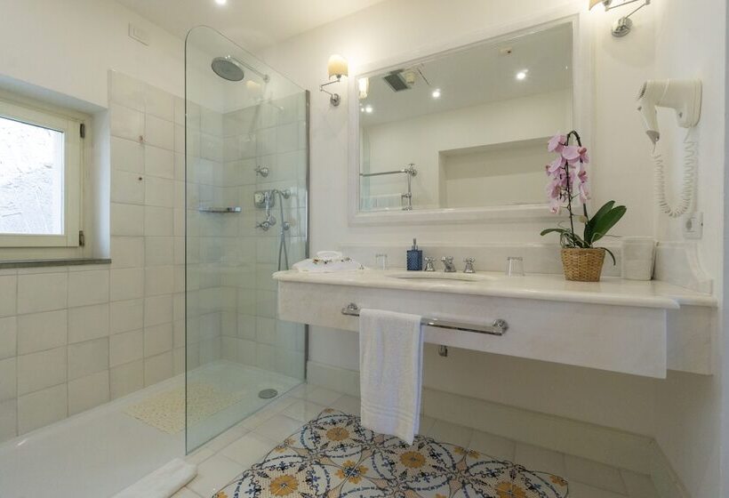 Люкс Deluxe Вид на Море, Palazzo Belmonte