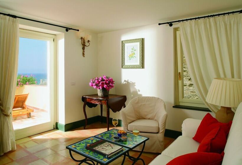 Люкс Deluxe Вид на Море, Palazzo Belmonte