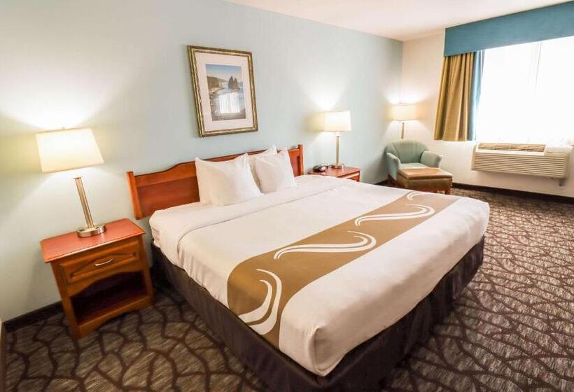 스탠다드 룸 킹사이즈 침대, Quality Inn & Suites Sequim At Olympic National Park