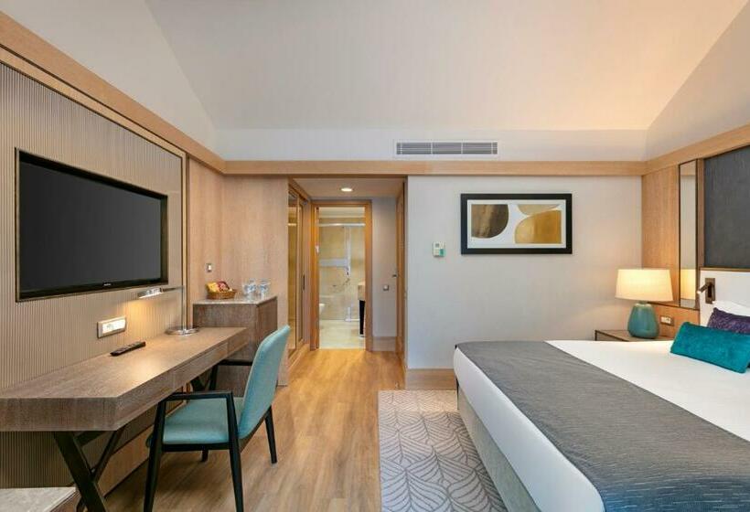 Семейный Номер, Susesi Luxury Resort