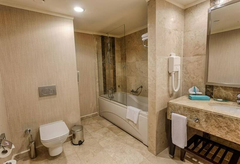 Люкс Сеньор, Susesi Luxury Resort