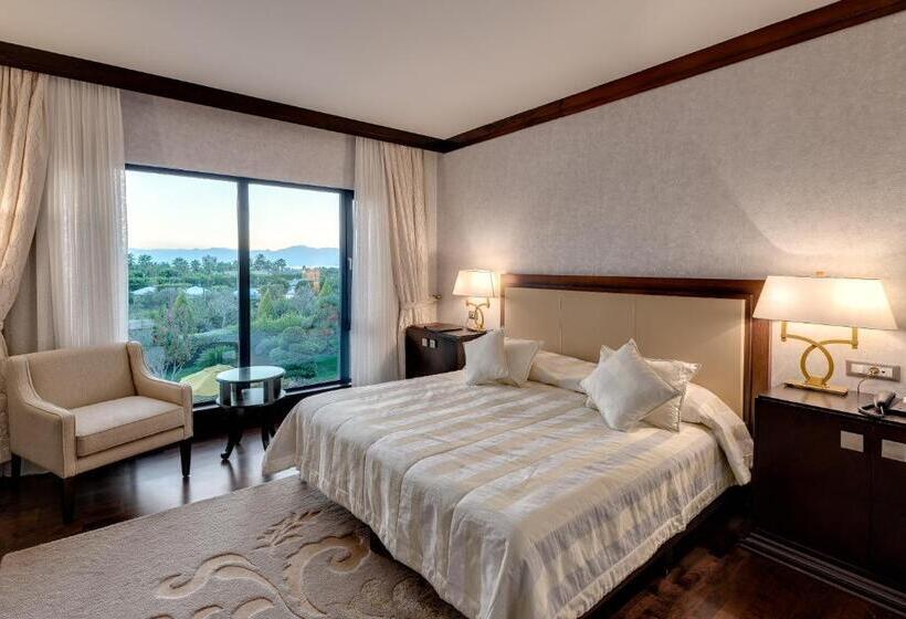 샬레, Susesi Luxury Resort