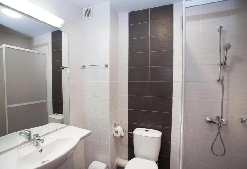 Номер Superior, Bisser Hotel   Free Parking   Free Pool Access