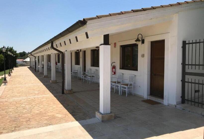 Трехместный Номер Deluxe, Relais Masseria Serritella