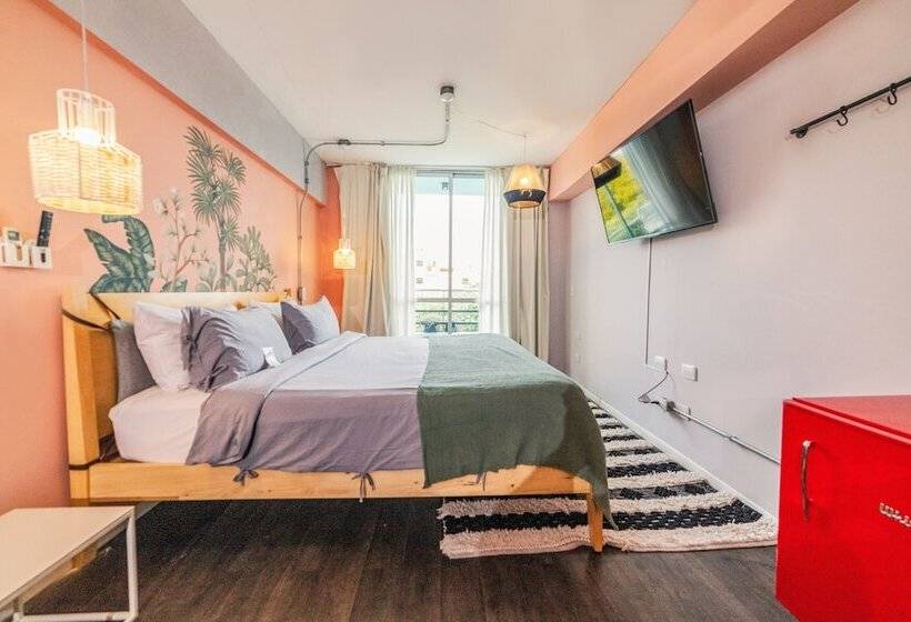 Номер Стандарт, Socialtel Palermo   Formerly Selina Palermo